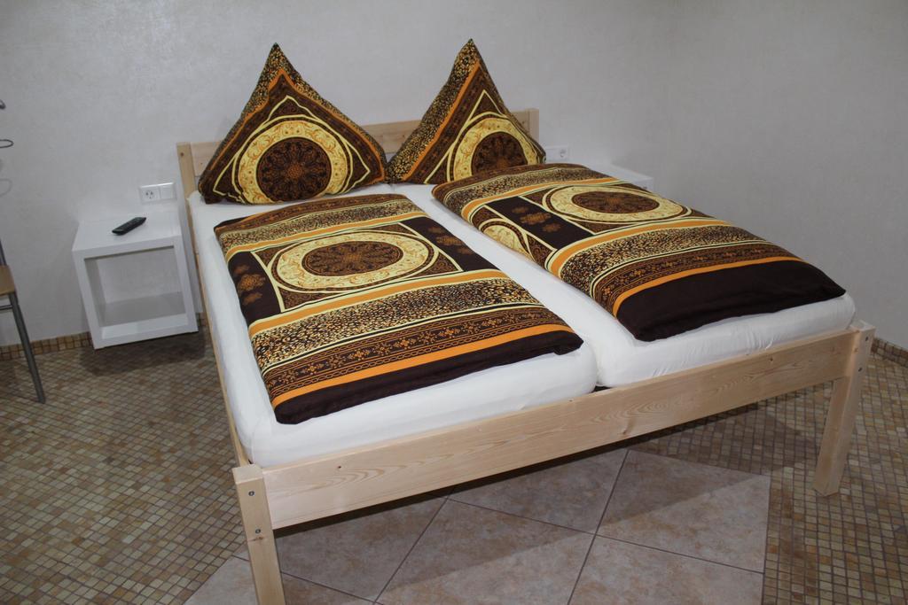 Gaestehaus Mama Rust Ngoại thất bức ảnh