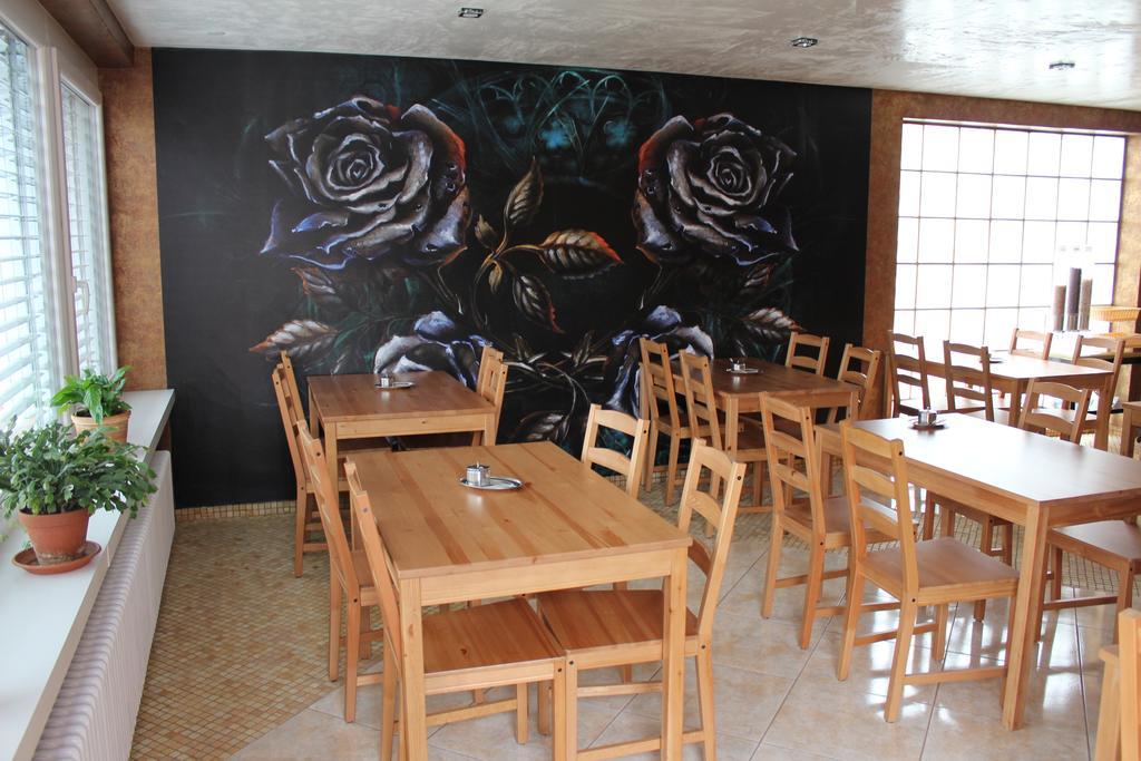 Gaestehaus Mama Rust Ngoại thất bức ảnh